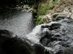 Le bassin vu du haut de la cascade.