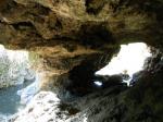 Pris de l'intérieur vers l'aval (plusieurs mètres de haut).