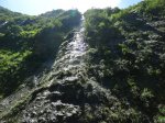 Un pisse en l'air dans la descente du Bras de Caverne